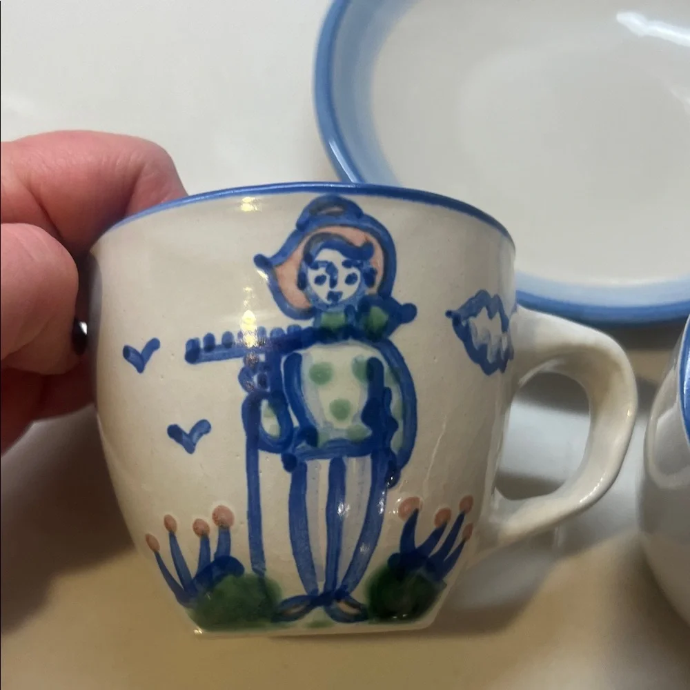 MA Hadley Pottery Stoneware Coffee/ 2 Tea Cups And 1 Saucer - Picture 8 of 8